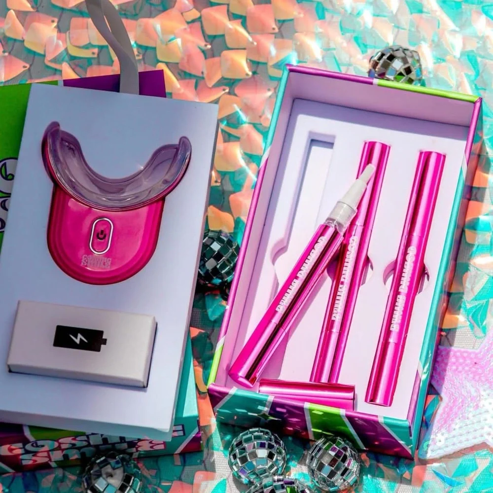 COSMIC SMILE Teeth Whitening Kit - Choose Color Light Pink/Hot Pink/BLACK